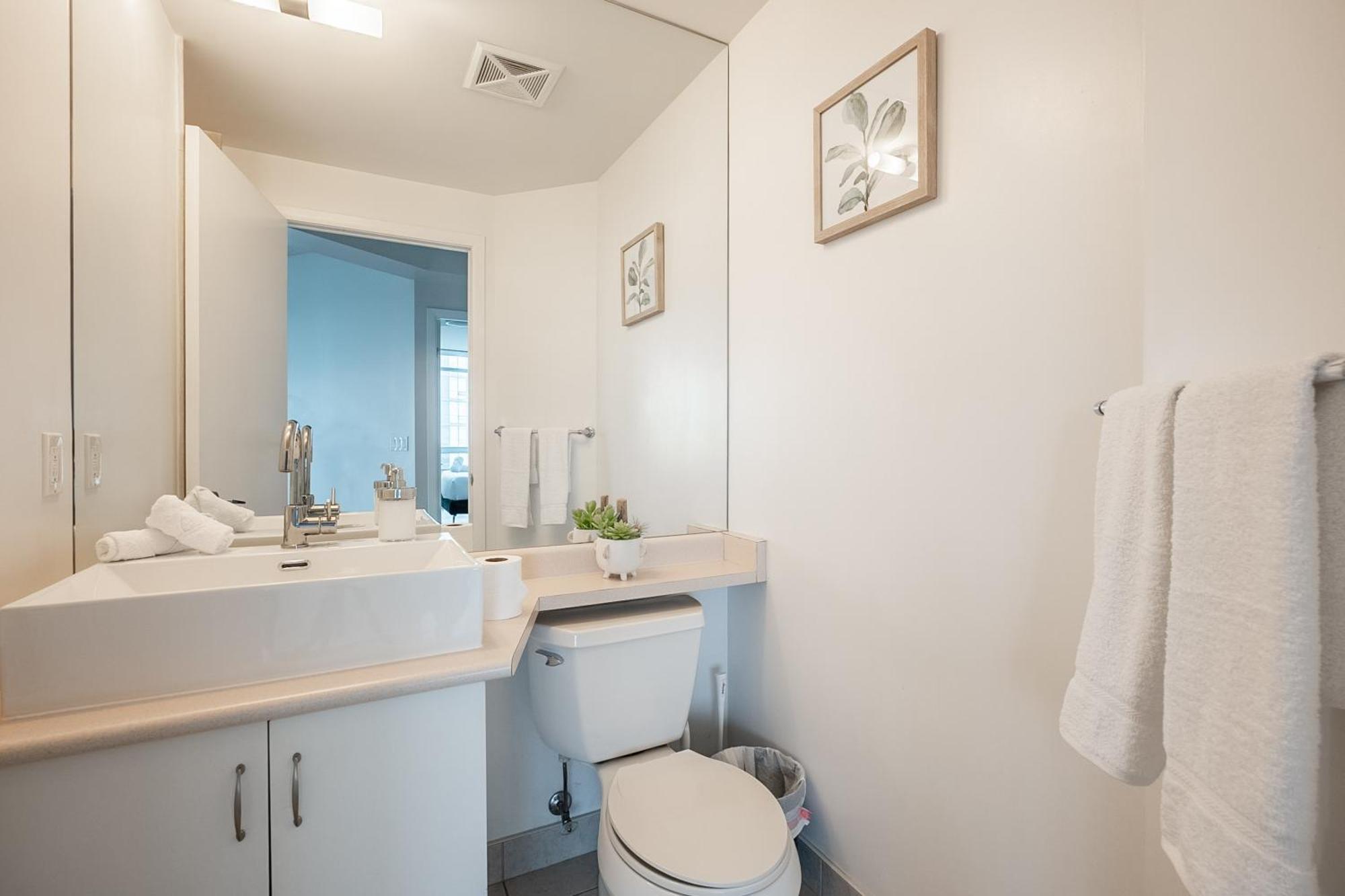 Rivetstays - The Neptune Торонто Екстер'єр фото