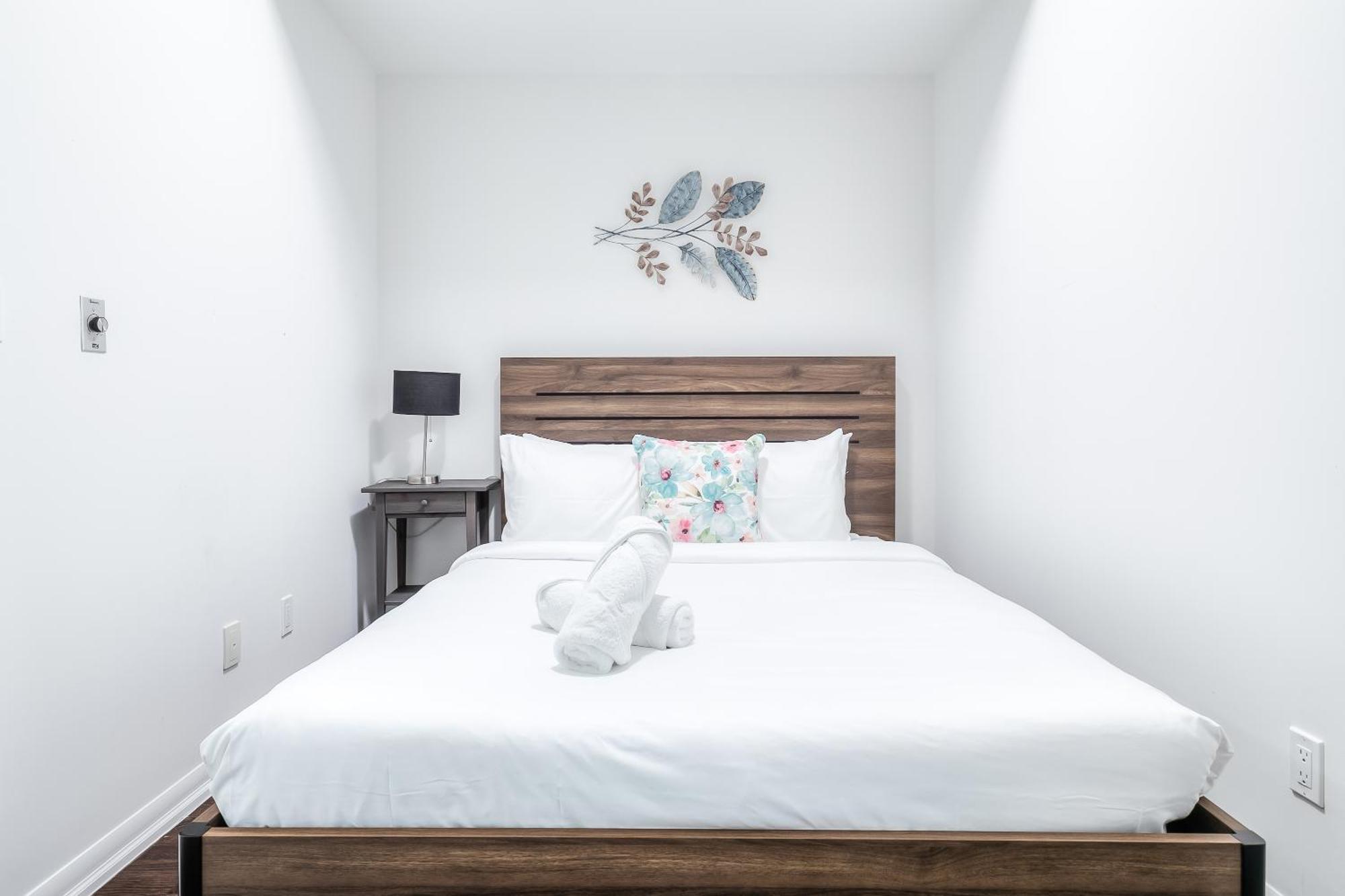 Rivetstays - The Neptune Торонто Екстер'єр фото